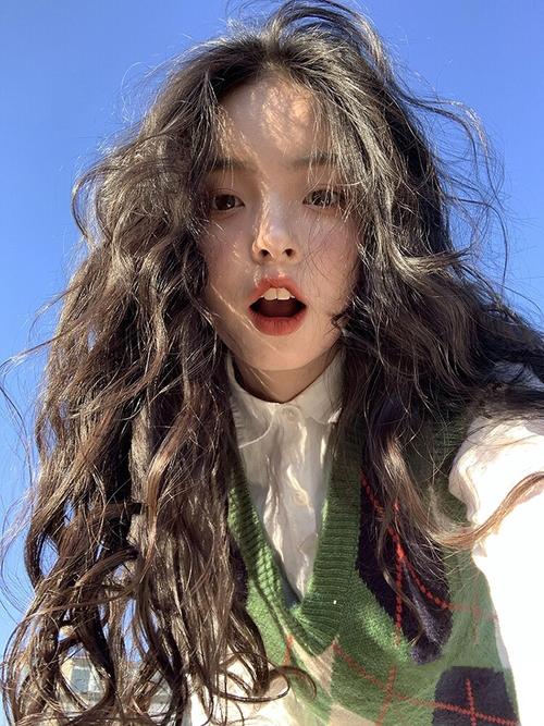 高质量小姐姐壁纸美图你见过多少?这个你一定没见过。+