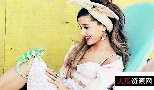 爱莉安娜·格兰德：嗨，我爱你!8K，Netflix官方纪录片，12月21日定档，4K/8K/原画及倍速播放