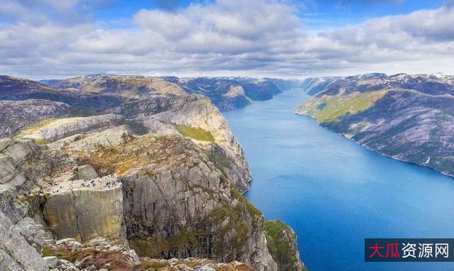 《2022年：逆冰之行，极地求生，寻找海盗最后的皇家宝藏》