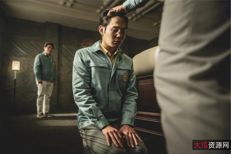 网飞出品：《地狱公使》多版本，封多国字幕、1080P、阿里云盘、极速在线查看，出色视频原画，倍速播放！