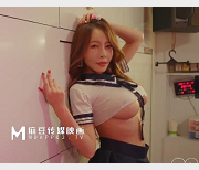 《槟榔摊之恋：大佬买走女友，1V830M游戏精彩瞬间》