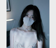 网红女神玩偶姐姐11月OF最新私拍，粉丝们为之惊艳！