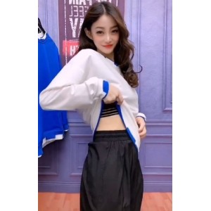 《丽姬之欢：网红美丽与活力的完美诠释》