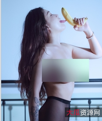 《网红DurexScarlett的私拍视频资源合集：收录精彩瞬间，感受自由轻松的心情》