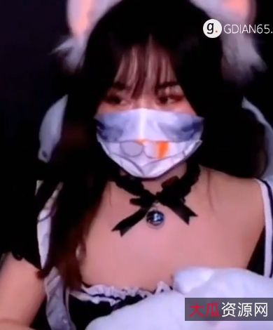 1币白嫖！电竞酒店女仆妹子被套路互动，性感甜美，心动激动，舒畅萌萌哒！