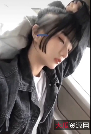 某推人气极高校花级别精选美女主播浮力姬（你夏总）稀缺绝版合集[77V-1.5G]