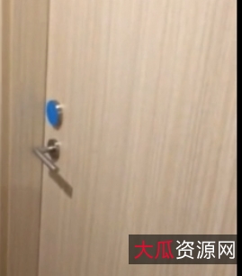 【精选稀缺】最新十月酒店民宿老板偷录各种情侣房间内打粑粑呐喊++战况非常激烈【1V+244M+百度盘】