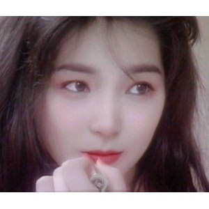 《自行打包：小范冰冰颜值天花板的爱情故事》