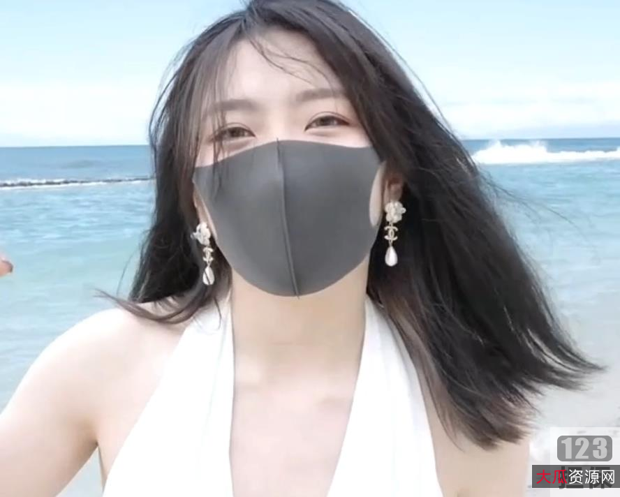 HONGKONGDOLL玩偶姐姐夏日回忆VLOG：从夏威夷到炒币狂赚2亿