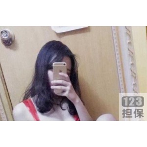 软软的露西淘宝模特升级浮力姬，珠圆玉润，玉兔露脸，让绅士们心痒痒！