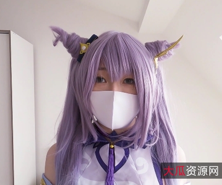 柚子猫COS原神角色刻晴：网红博主性感袜子视频，1.4G完美翻滚！