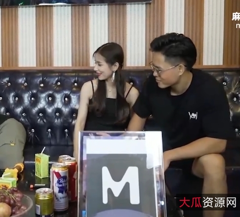 《袁子仪出轨的少妇：悲剧的故事，家庭的重要性》