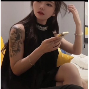 探花大熊13v合集：穿比基尼去KTV，让梦想成真