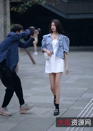 虎牙绝版合集宅男粉超爱！超人气网红兰兰鹿鹿交友门事件，7V2.5G度盘抖音大咖金主霸霸Y乱岛国女星事件原片直播精彩片段！