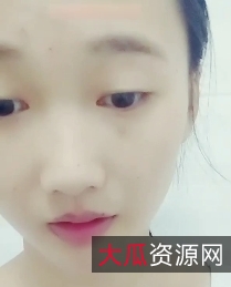 520m小姑娘职专校服有尺度4v直播，百度盘免费下载