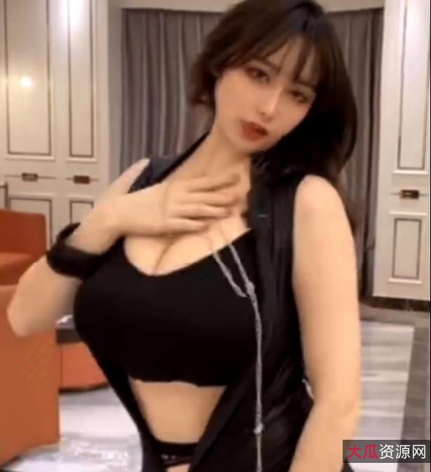 斗鱼主播F熊小九、大荒：颜值大长腿身材小仙女资源