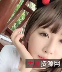 童颜大罩杯少女在公园凉亭奇妙玩奇怪玩具百度盘分享