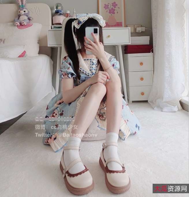 精选白桃少女新蓝色妹子1V29P2.23g百度盘