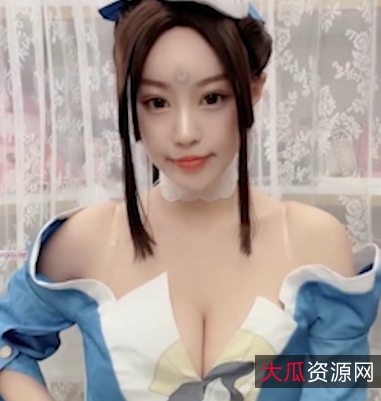 朱可儿火舞COS比基尼网红照网红大罩杯八月火舞COS比基尼照片56P1V694M