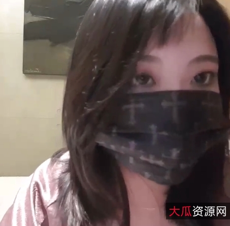 韩国情侣紫薇A系列第29部完整合集：推日常有尺度多人游聚会奥利给女主大玉兔