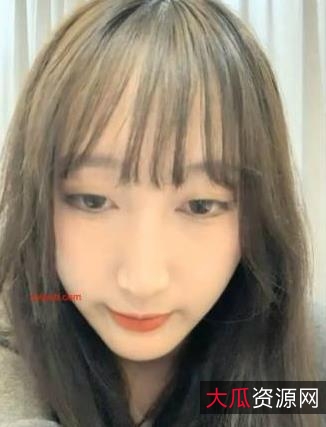 《都美竹女主蹭流量，吴签儿1V766M下载》