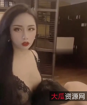 金雪儿最新合集百度云下载，32V高清视频，男粉必备，颜值竿娆令人兴奋的性别话题，吸引粉丝多周关注