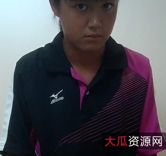 拍摄网球训练馆，暑假学妹大姨妈