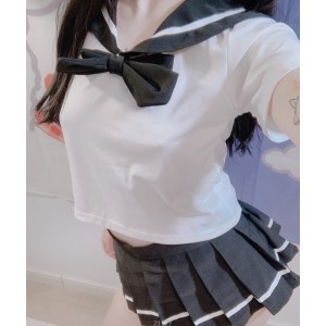 限量发售性感女神月月酱绝版合集：COS精品，长腿诱惑，私人定制！