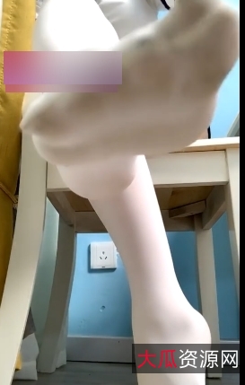 限时特惠自购黑色脚趾印脏臭白丝上下合集恶魔寸止袜子，百度盘下载！