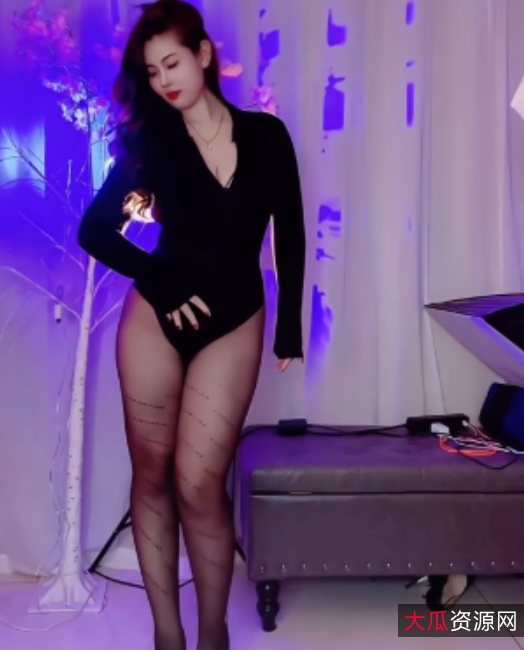 限时特惠自行打包快手百万网红安妮朵朵最新3000元定制视频完整版