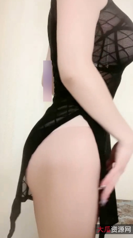 快手百万乖乖女潘诗诗最新微密视频福利