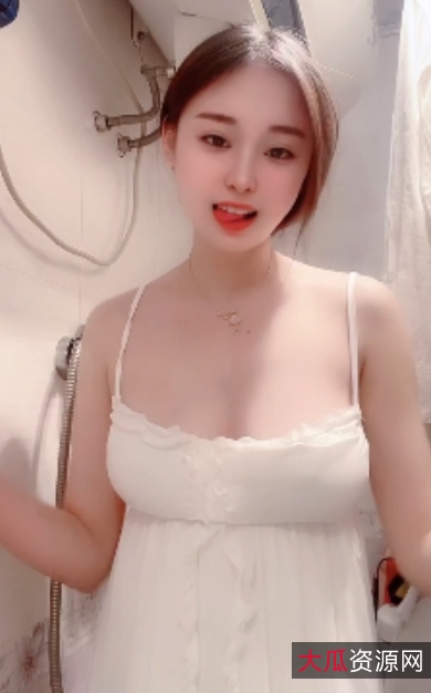 精选大罩杯高颜值美女的超诱惑热舞视频