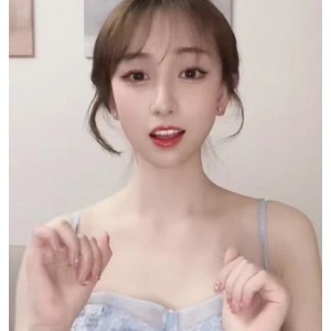 南京某学校精选清纯校花抖音63W粉丝有尺度视频完整版