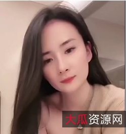 疯狂抖音美女高c衣服