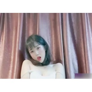 标题建议1.花椒精选女主播小辣椒：土豪重金作品三部震撼上贤妗2.精选女主播小辣椒带来土豪重金作品三部，绝对不容错过！3.花椒女主播小辣椒最新力作：土豪重金作品三部火爆上架！4.花椒精选女主播小辣椒带来的重金作品三部，让你大饱眼福！5.花椒精选女主播小辣椒震撼登场，土豪重金作品三部等你来欣赏！