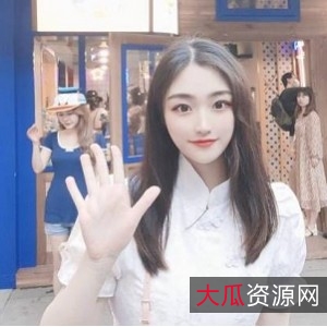 南航大奈丰腴空乘幽会把玩教育