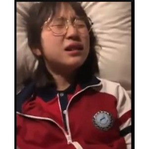 河南实验中学眼镜L莉自拍完整版视频，广告水印，观看下载，热门事件