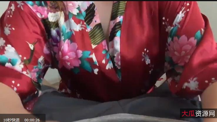 P站网红Amyhide自拍合集：时长特写短剧老六资源齐全，深H道具无保护！