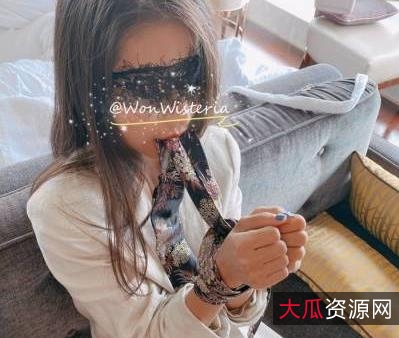 神秘女神Wisteriawon：S级身材与颜值诱惑，心跳加速的三人游视频