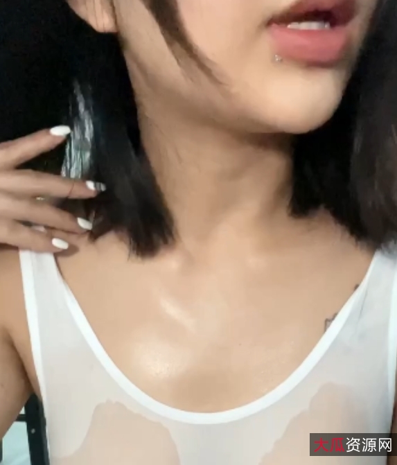 转载搬运KKLOVE白色透明衣服1V+1G