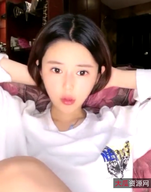 美七92v62.3g：G罩杯吊钟大罩杯，精彩视频收藏量惊人