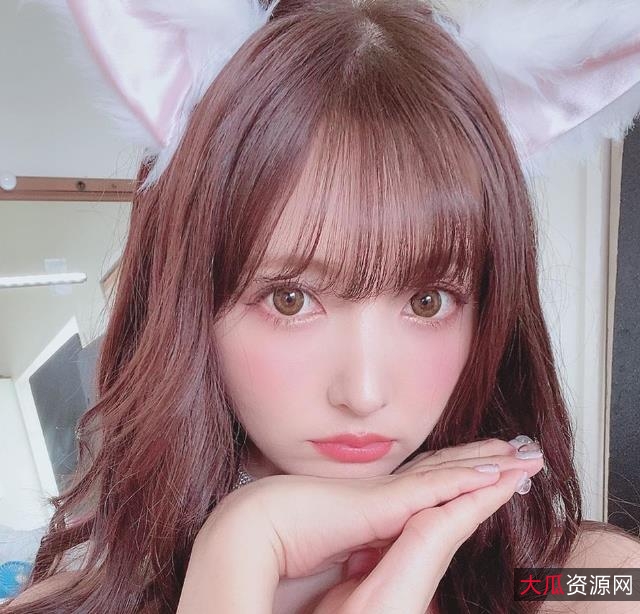 pr社女神萌汁cos合集:小狐狸女仆多重角色演绎,强制发抖凌乱室外被发现