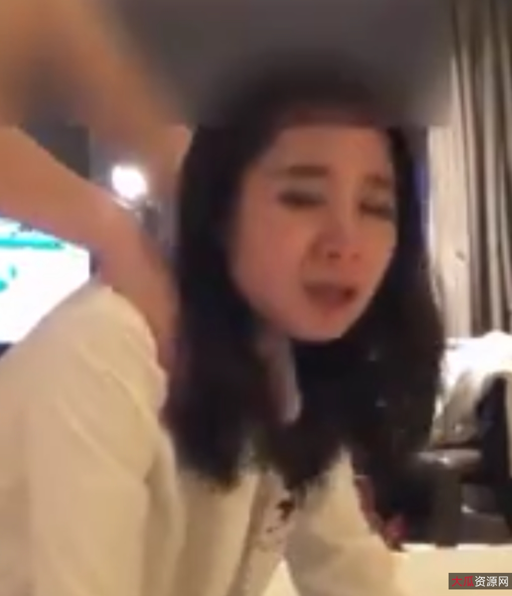 小明自拍合集：15个视频，996M，满足你的xp需求