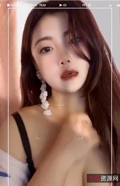 虎牙人气王浮力姬完整合集11P图片21V视频1.98G百度内部盘