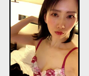 媚黑B子：推特瑜伽小视频，时长15-20分钟