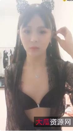 赵恩静穿白丝互动直男伪娘