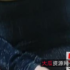 御姐网红闫研的性感自拍,带来视觉盛宴,1G超大容量