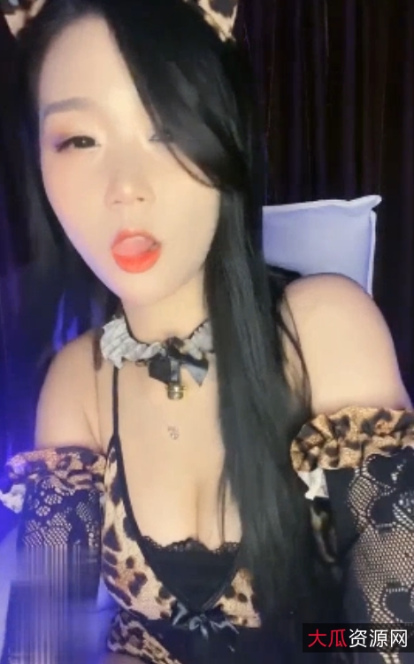 辣条热舞自拍合集，388元福利！双层压缩，33个视频，2.78G，百度盘链接永久有效！