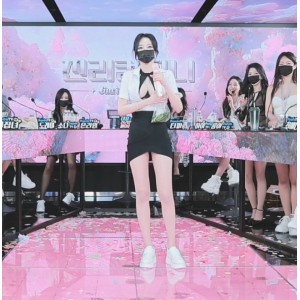 韩国女团jinricp脱衣热舞直播秀第5弹：2v视频6.36g，新人首播！