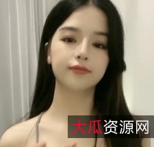 国色天香：完美展现身材，天花板女神主播纯欲之美